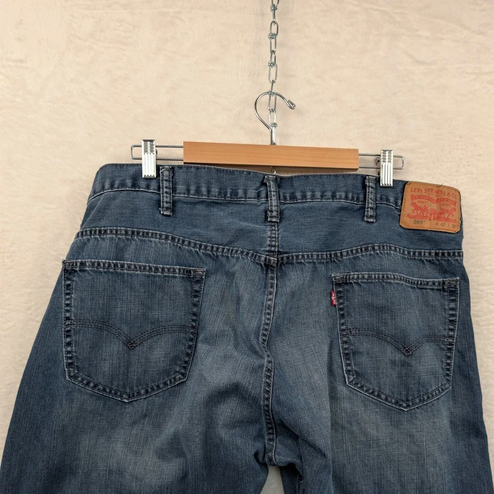 Levi Jeans Mens 43x29 Blue 569 Loose Straight Button Fly Red Tab Workwear Skater